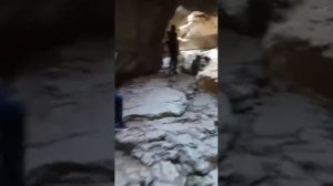 История Дагестана: Пещера с водопадом в селе Салта Гунибского района Республики Дагестан.