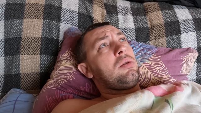 ЖИВЕТ ОДИН В ГЛУШИ БЕЗ СВЕТА В -37 | ЖИЗНЬ В ДЕРЕВНЕ ЗИМОЙ В -37 | ЖИЗНЬ ЗИМОЙ НА ДАЧЕ В -37