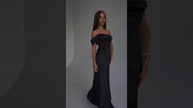 Сексуальное чёрное облегающее платье для твоего романтического ужина в ресторане?