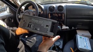 #Jeep Cherokee 2003 KJ - How to install new Head Unit - DSP Carplay Android 11 Multimedia Player 🇷🇴