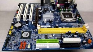 Gigabyte GA-8VM800PMD-775 socket 775 VIA P4M800 PRO Micro ATX Intel Motherboard - Small Review