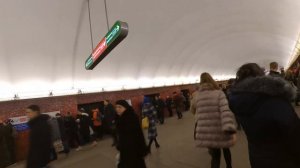 Вечерний час пик в питерском метрополитене. Запрет видеосъёмки.