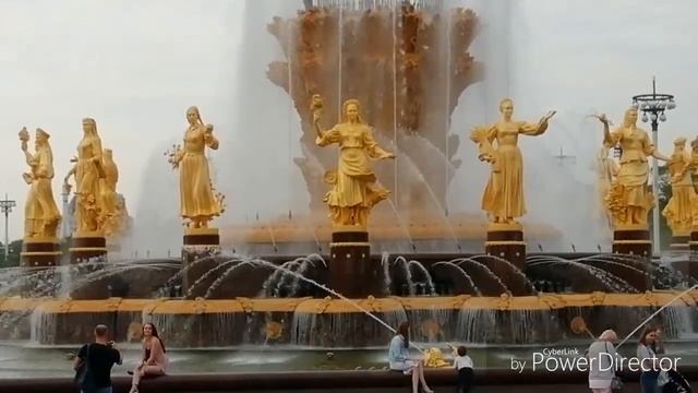 ФОНТАНЫ на ВДНХ.//Фонтан Золотой Колос/Фонтан Дружбы Народов/Фонтан Каменный Цветок