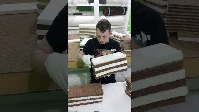 Кокос и латекс ч 3 Беспружинный матрас смотреть онлайн