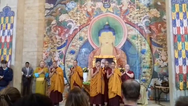 Тибетские монахи (фрагмент выступления ). смотреть онлайн