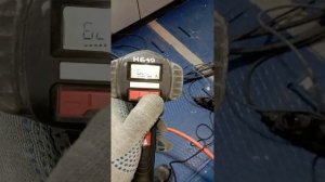 Монтаж кабеля. Расключка кабеля в клеммы ИБП. #электромонтаж #ибп #топ #арктика