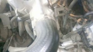 Volkswagen Touareg замена помпы (2,5tdi 2008г).