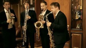 Шоу саксофонистов от арт-студии «Best-Music».