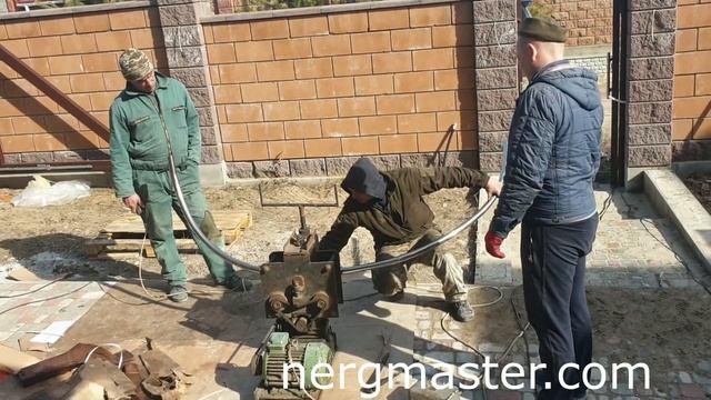 Монтаж перил для винтовой лестницы. Часть1 смотреть онлайн