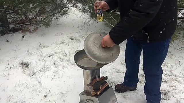 Обед за 10 минут в лесу. Печь походная раскладная из нержавейки. смотреть онлайн