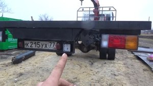 Платформа для грузового автомобиля с КМУ