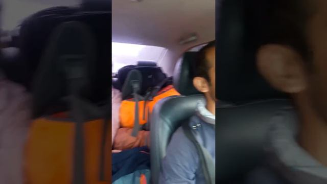 Путешественники из Ирана Javad and Zahra исполняют песню на иранском языке смотреть онлайн