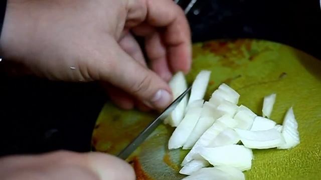 Сибас запеченный в фольге с лимонами в духовке. Рыба в фольге
