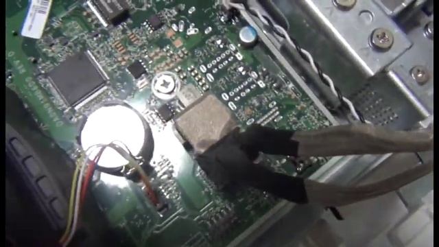 Пошаговое руководство замена HDD на SSD в HP All in One PC How-to-Upgrade смотреть онлайн
