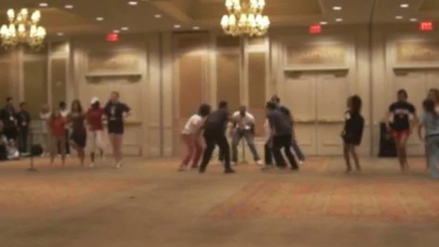 Alison 4875 iPOP! Las Vegas 2008 Showcase Getcha Head Game смотреть онлайн