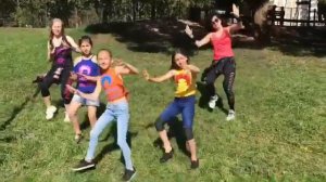 Дети танцуют Zumba® Studio Kermen