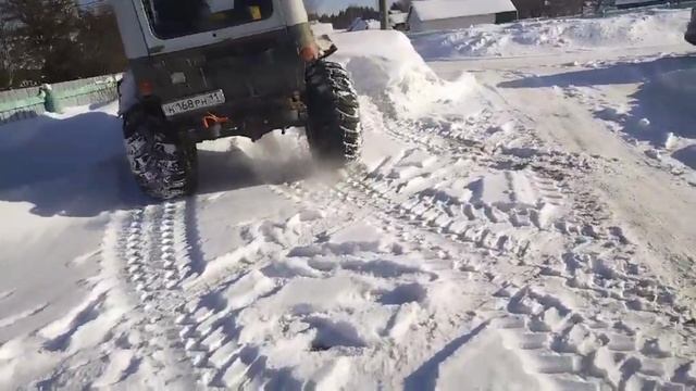 Уаз на кразовских ободрышах. Вездеход.Монстр.