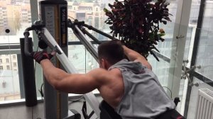 TOTAL GYM EXERCISE. PULL UP.  ТОТАЛ ЖИМ ПОДТЯГИВАНИЯ. ELEVATE Encompass с Владимир Осник.