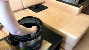 Коптим сало в квартире.Копчение в мультиварке.Готовим дома