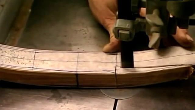 Как делают традиционный лук для стрельбы смотреть онлайн