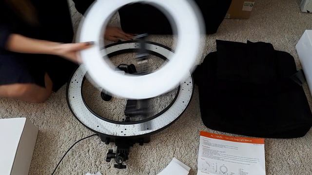 КОЛЬЦЕВАЯ ЛАМПА Travor RL-18A.Кольцевая лампа.Распаковка лампы RL18A.