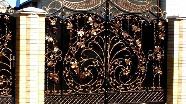 Калитка кованые ворота с виноградной лозой виноград ковка элементы узор образец