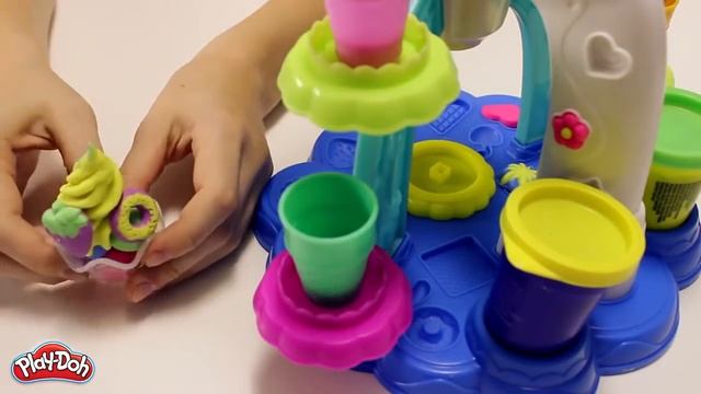 Плей Дох игровой набор пластилина 'Фабрика мороженного' Play Doh B0306 смотреть онлайн