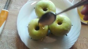 Рецепт.  Яблоки запечёные с мёдом и корицей.