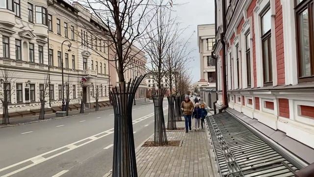 ЛОШАДИ в Казани/ Пешеходная прогулка по улице Малая Красная/ Центр города Казань