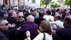 Боевые действия в Нагорном Карабахе удалось остановить