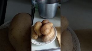 Сегодня распогодилось.И снова воздушная тревога.