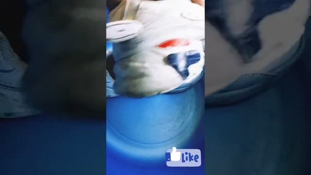 Как очистить белые кроссовки смотреть онлайн