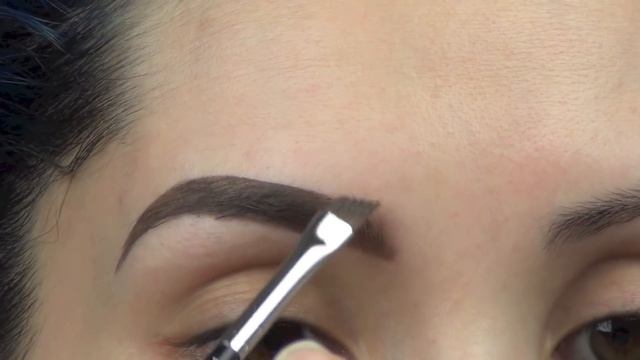 Anastasia Beverly Hills "DIPBROW" Demo смотреть онлайн