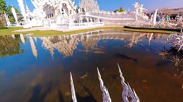 Достопримечательности Таиланда.Белый храм Ват Ронг Кхун ч.1 смотреть онлайн