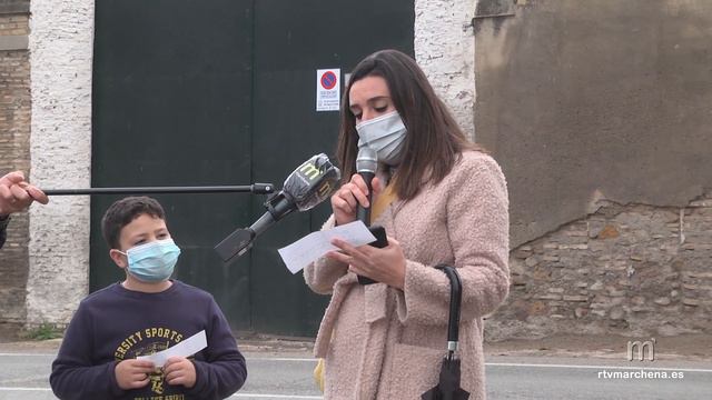 Un centenar de personas participó en el acto de homenaje al eucalipto organizado por el Taller Verd смотреть онлайн