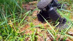 Машинка Монстр-Трак на радиоуправлении Распаковка Гонка Sulong Toys Off-Road Crawler Force Unpackin