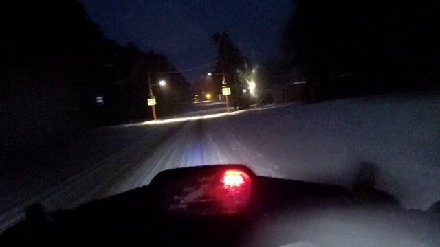 Покатушки зимой на скутере под мокрым снегом смотреть онлайн