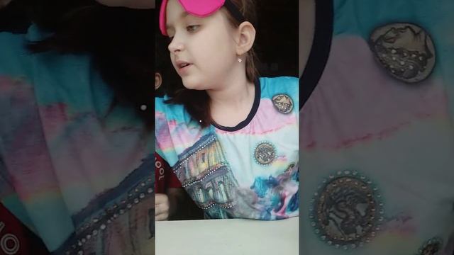 Классный челлендж нарисуй закрытыми глазами! Челледнж с Дашей