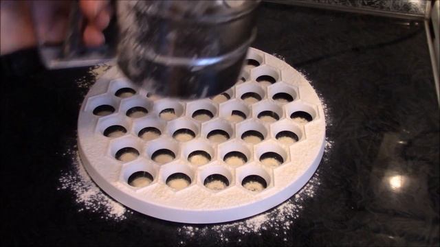 Тесто для пельменей за 5 минут, ленивые пельмени. Вкусные домашние пельмени!