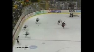 Valeri Zelepukin scores a brilliant goal vs Bruins in game 4 (1994)