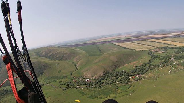 Солоновка. Мой первый Полёт в компании пара- и дельтапланеристов, динамик в сильный ветер. ч2