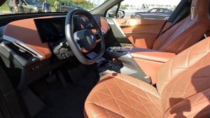 Новый BMW iX 2023. Тест БМВ iX xDrive50 и обзор iX M60i