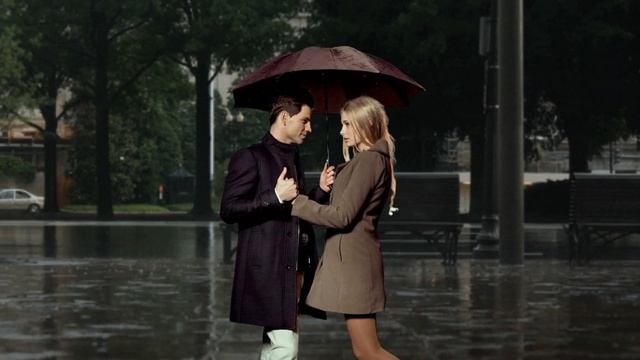 ДОЖДИК ЛЕЙ - автор слов музыки исполняет песню - Женя Ремез смотреть онлайн