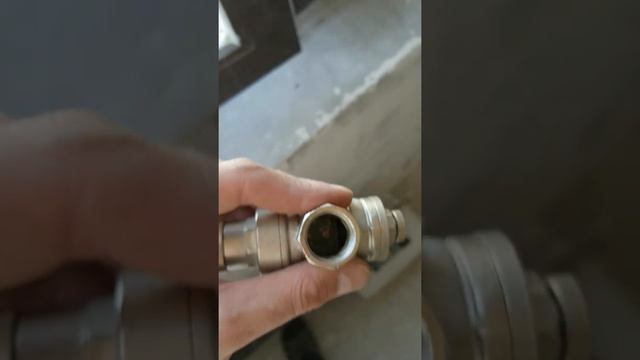 Дефектный редуктор давления