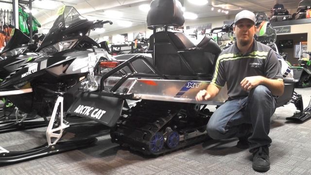 2017 Arctic Cat Bearcat 2000 XT Blue & White смотреть онлайн