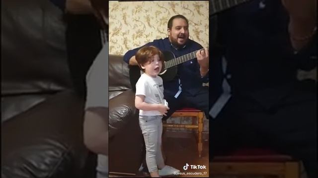 Dios bendiga a este bebé cantando alabanzas luis motos de Asturias 2020