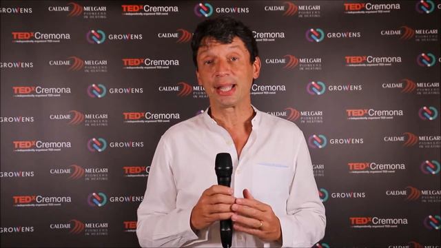 TEDX Cremona le interviste con Andrea Mattioli e Gianluca Galimberti смотреть онлайн