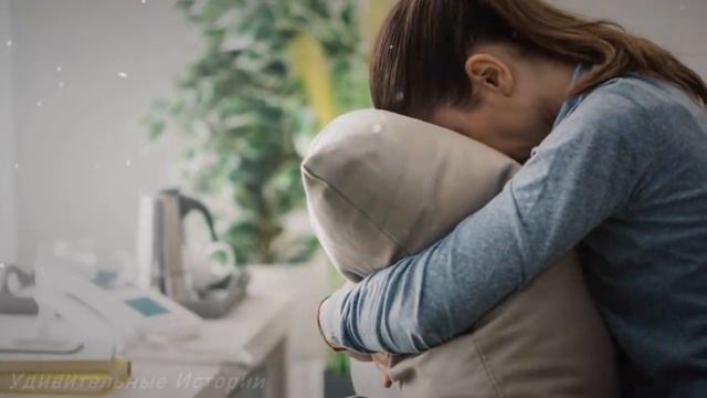 "Ваша жена очень очень плоха" - говорил врач мужу. А тот усмехнулся и зашёл в палату к умирающей... смотреть онлайн