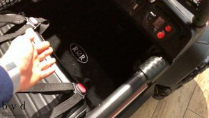 Детский электромобиль Mercedes Unimog - обзор