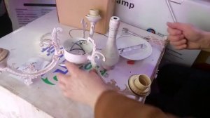 Видеоинструкция по сборке люстры 3 лампы 3 стеклянных плафона!
